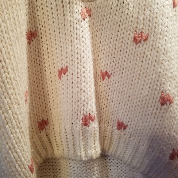 Vintage Adorable Handknit Sweater💕 - Picture 3 of 7